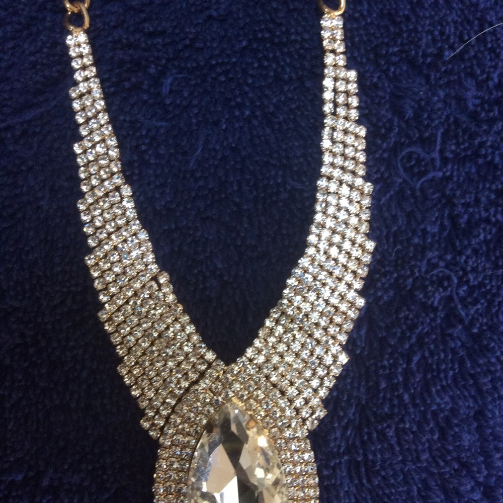Bright necklace - Picture 3 of 3